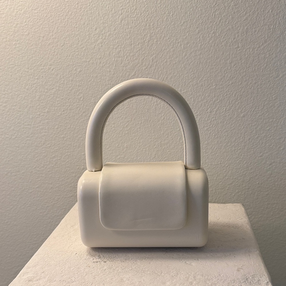 Elegant White Handbag